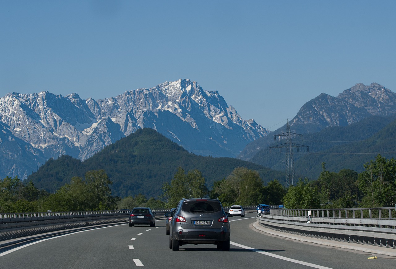 Autobahn A8